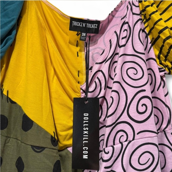 Dolls Kill Nightmare Before Christmas Sally Halloween Costume, Plus Size 3X NEW - Picture 8 of 12